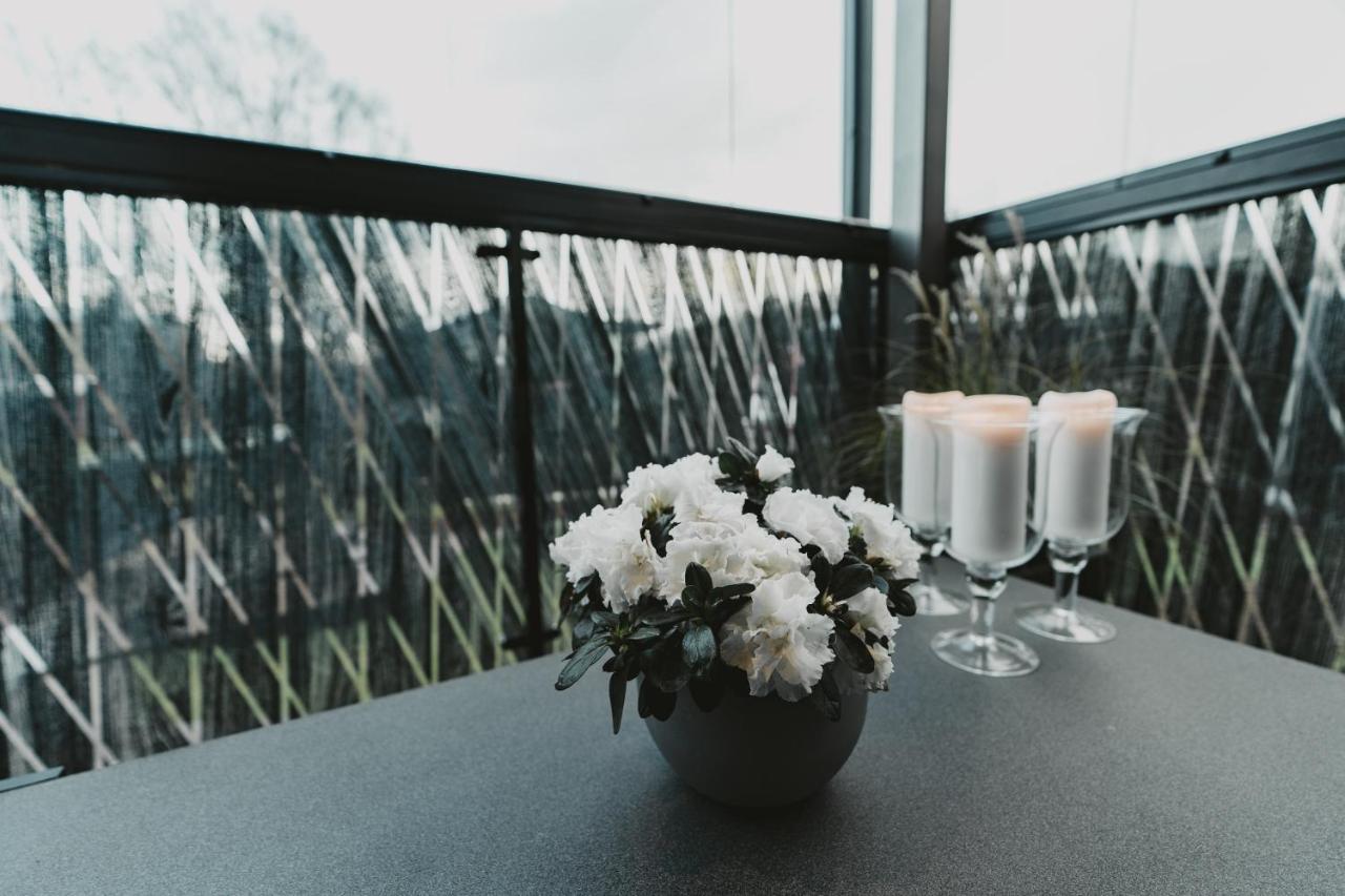 Oeoe Street Luxury Apartment With Terrace Тарту Экстерьер фото