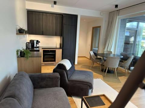 Oeoe Street Luxury Apartment With Terrace Тарту Экстерьер фото